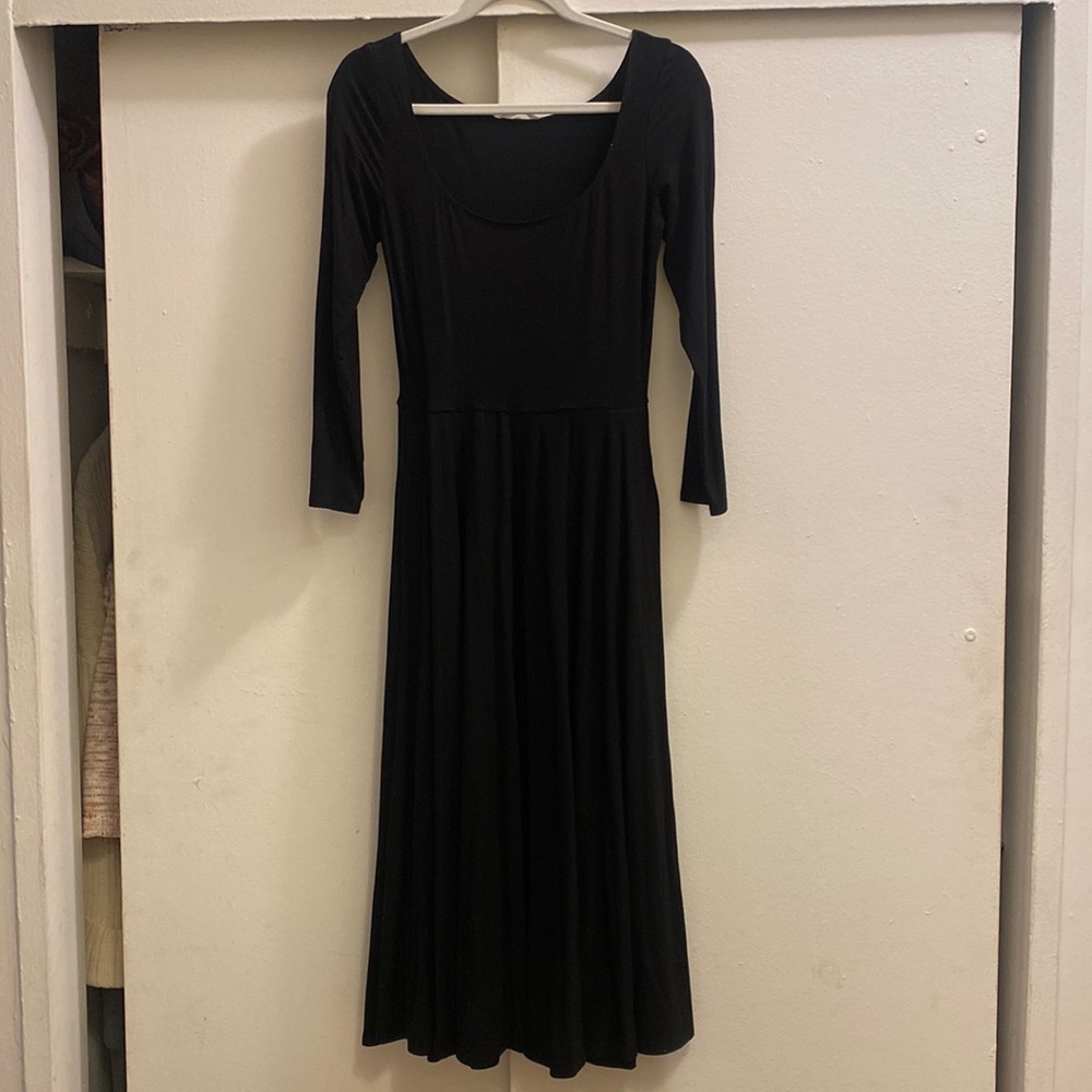 Reformation long sleeved midi dress